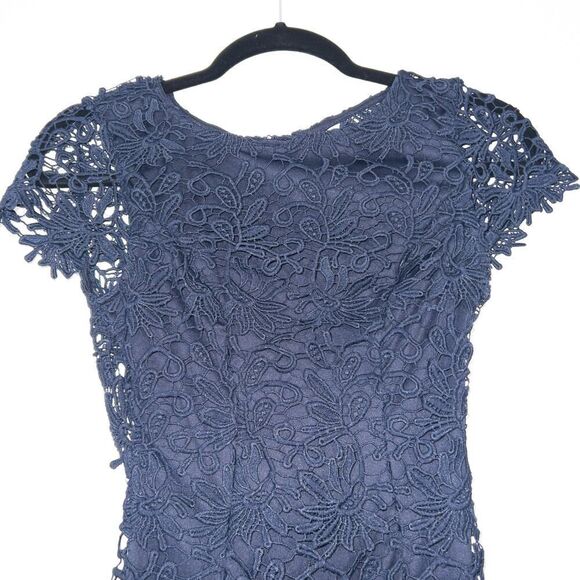 New Lulu’s Navy Blue Hidden Talent Backless Lace Dress Size XS - Picture 5 of 11